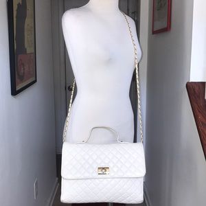 Vintage Large Jay Herbert Cream Quilted Leather 😘